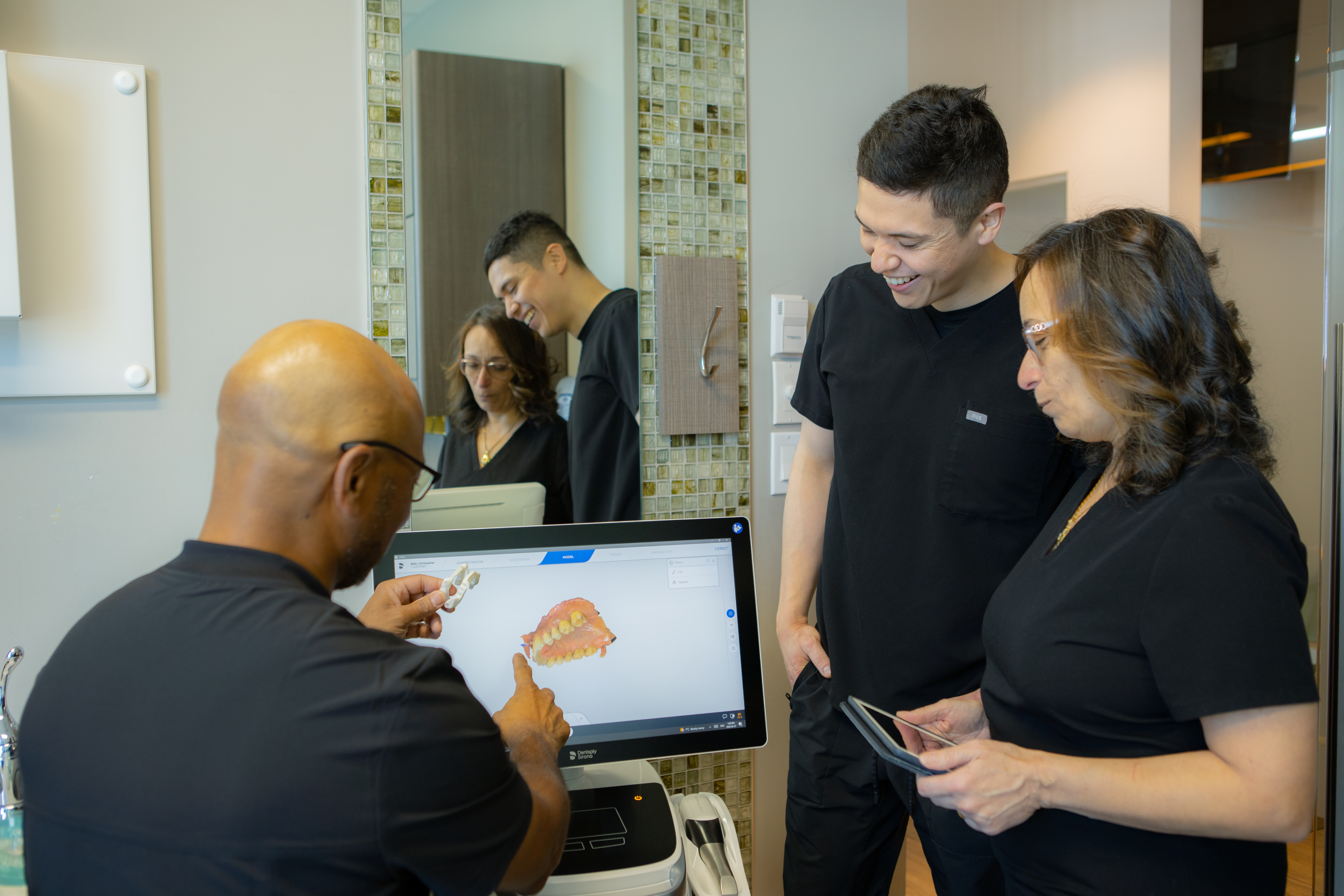Palermo Village Dental dental clinic in Oakville - Photo 3